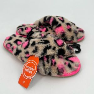 WONDER NATION Slippers 6 Women’s Animal-Print New Criss Cross Big Kids 6